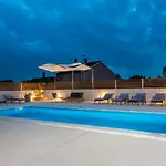 Beautiful Baraka With Pool Near Pazin Kanfanar