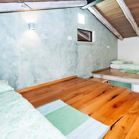 Villa Beautiful Baraka With Pool Near Pazin